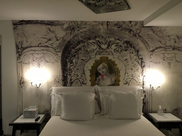 Reveiw (Critique) of SLS Las Vegas , a SPG Tribute Property