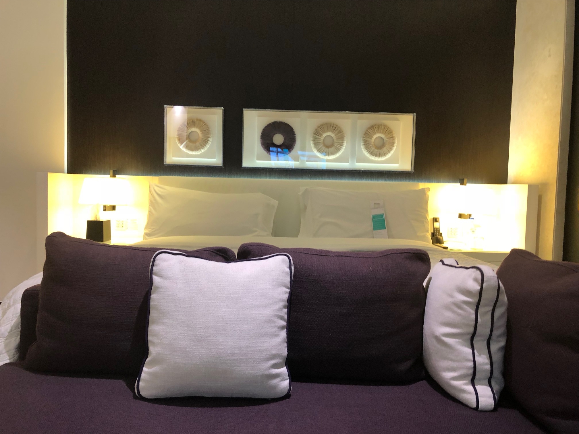 Bed Le Meridien DXB Le Royal Club